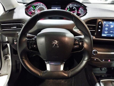 Peugeot 308 5p Style BlueHDi 130 S&S