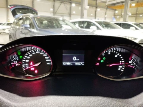 Peugeot 308 5p Style BlueHDi 130 S&S