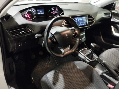 Peugeot 308 5p Style BlueHDi 130 S&S
