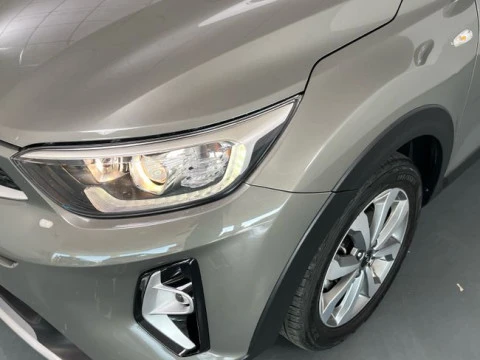 Kia Stonic 1.2 DPi 62kW (84CV) Concept
