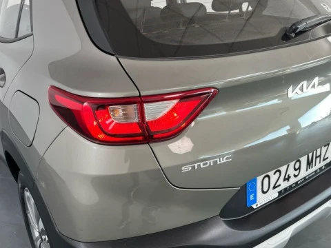 Kia Stonic 1.2 DPi 62kW (84CV) Concept