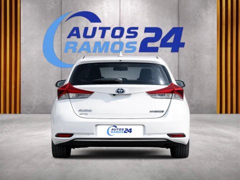 Toyota Auris 1.8 140H Hybrid Active