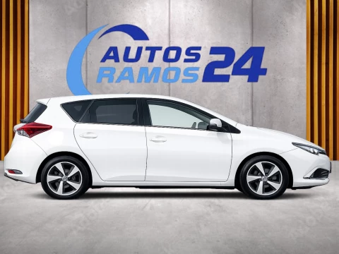 Toyota Auris 1.8 140H Hybrid Active