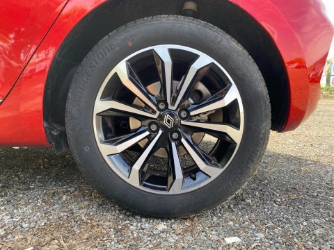 Renault Clio techno Eco-G 100cv (74kW)