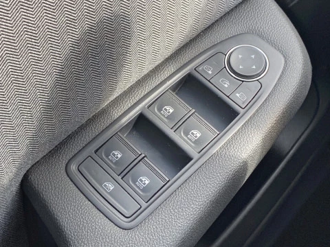 Renault Clio techno Eco-G 100cv (74kW)