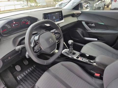 Peugeot 2008 Allure Puretech 100 S&S 6 Vel. MAN