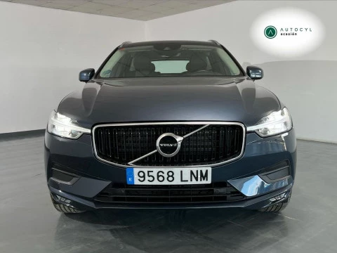 Volvo XC60 2.0 B4 D Essential Auto