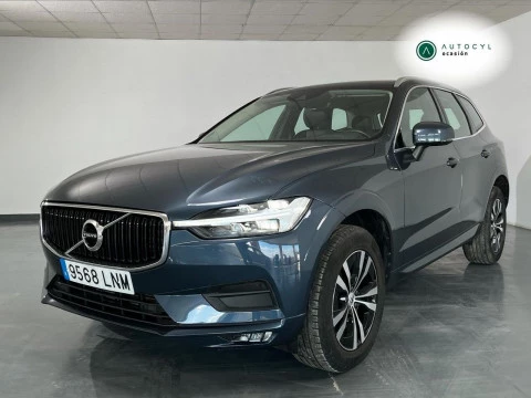 Volvo XC60 2.0 B4 D Essential Auto