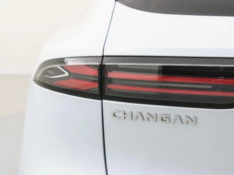 CHANGAN DEEPAL S05 EV BEV 69KWH MAX AUTO RWD 272 5P