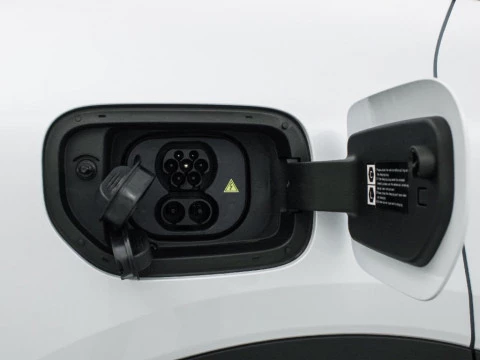 CHANGAN DEEPAL S05 EV BEV 69KWH MAX AUTO RWD 272 5P