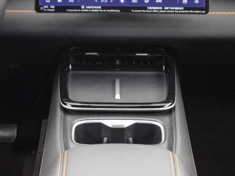 CHANGAN DEEPAL S05 EV BEV 69KWH MAX AUTO RWD 272 5P