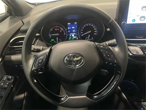 Toyota C-HR 5P Advance 180H e-CVT