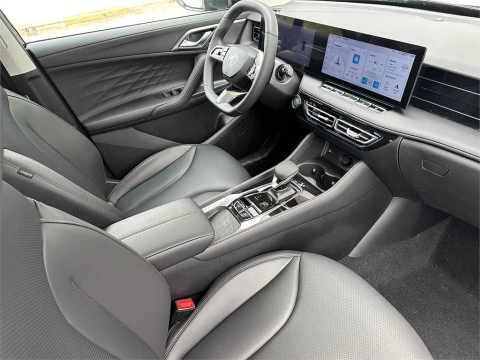 MG EHS 1.5T PHEV Luxury