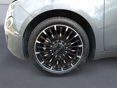 Fiat 500C laPrima Cabrio 320km 85kW (118CV)