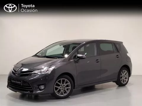 Toyota Corolla Verso 130 Advance 5pl. Toyota Corolla Verso 130 Advance 5pl.
