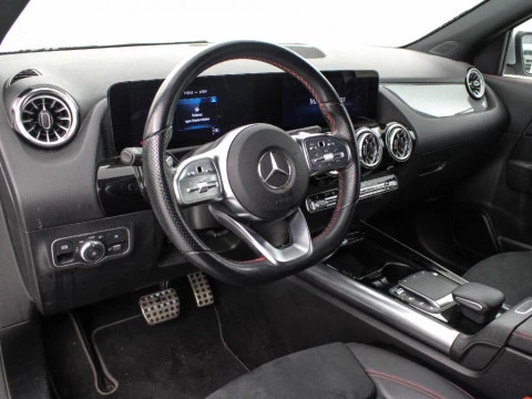 Mercedes-Benz GLA 200D