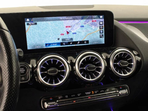 Mercedes-Benz GLA 200D