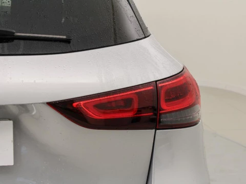 Mercedes-Benz GLA 200D