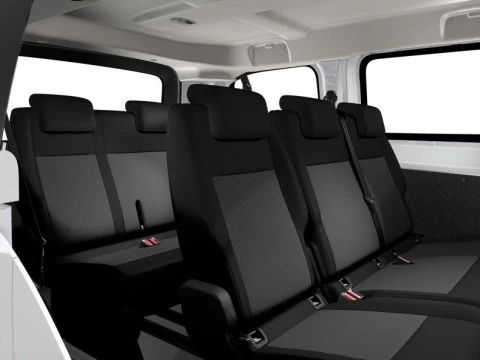 Citroën Jumpy Combi M Eléctrico 136 CV Automático Batería 50kWh