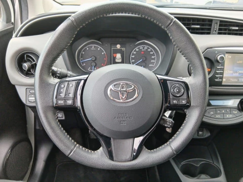 Toyota Yaris 1.5 110 Active Tech