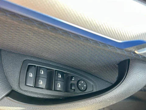 BMW X2 sDrive18d Business Auto