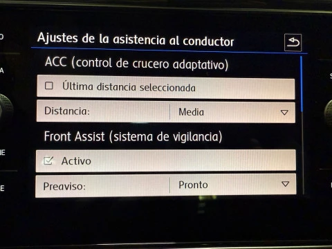 Volkswagen T-Roc Sport 1.5 TSI 110kW (150CV)