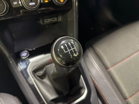 Volkswagen T-Roc Sport 1.5 TSI 110kW (150CV)