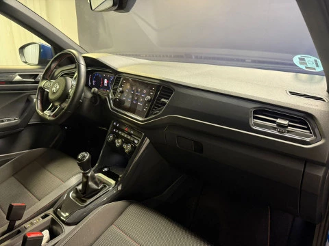 Volkswagen T-Roc Sport 1.5 TSI 110kW (150CV)