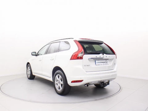 Volvo XC60 2.0 D3 MOMENTUM 136 5P
