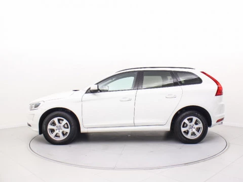 Volvo XC60 2.0 D3 MOMENTUM 136 5P