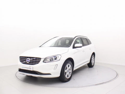 Volvo XC60 2.0 D3 MOMENTUM 136 5P