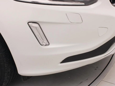 Volvo XC60 2.0 D3 MOMENTUM 136 5P