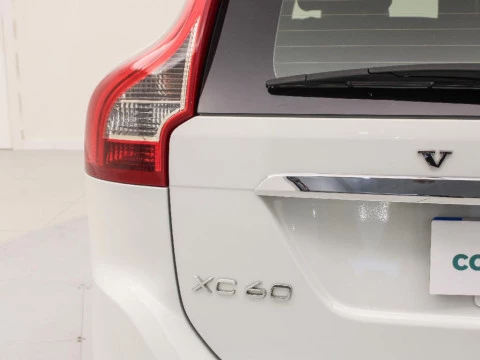 Volvo XC60 2.0 D3 MOMENTUM 136 5P