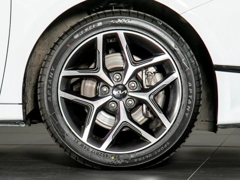Kia Ceed 1.0 T-GDi 88kW (120CV) Tech