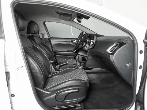 Kia Ceed 1.0 T-GDi 88kW (120CV) Tech