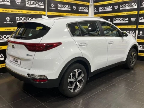 Kia Sportage 1.6 MHEV Drive 85kW (115CV) 4x2
