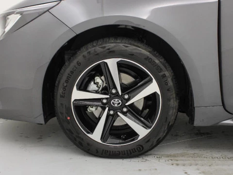 Toyota Corolla 1.8 HYBRID ACTIVE PLUS E-CVT 140 5P