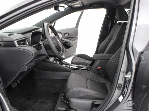 Toyota Corolla 1.8 HYBRID ACTIVE PLUS E-CVT 140 5P