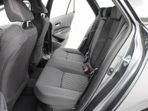 Toyota Corolla 1.8 HYBRID ACTIVE PLUS E-CVT 140 5P