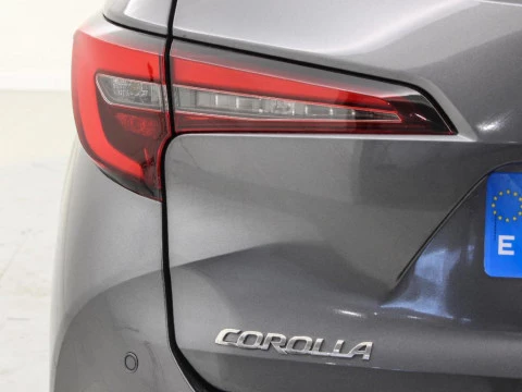 Toyota Corolla 1.8 HYBRID ACTIVE PLUS E-CVT 140 5P