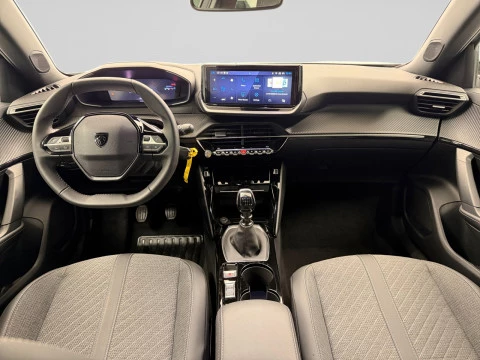 Peugeot 2008 Allure Gasolina 100 S&S 6 Vel. MAN