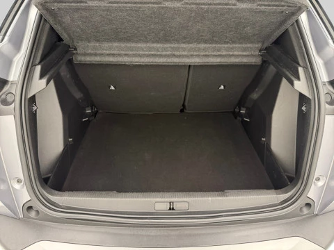 Peugeot 2008 Allure Gasolina 100 S&S 6 Vel. MAN