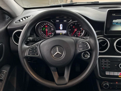 Mercedes-Benz Clase CLA CLA 220 d Shooting Brake