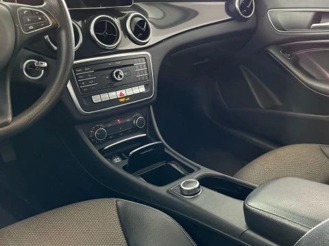 Mercedes-Benz Clase CLA CLA 220 d Shooting Brake