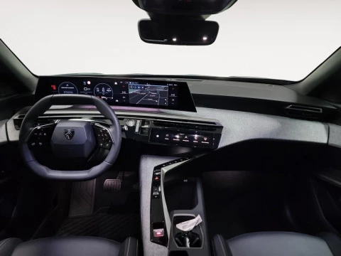 Peugeot 5008 Hybrid 1.2 107KW Allure eDCS6