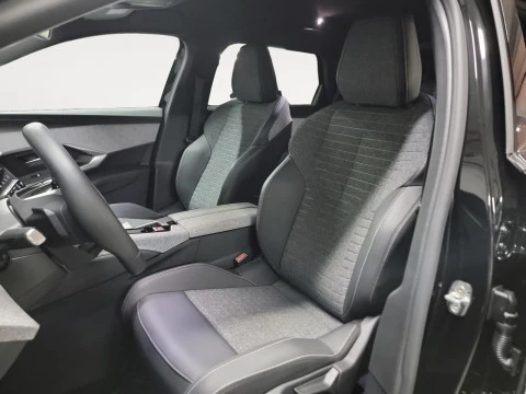 Peugeot 5008 Hybrid 1.2 107KW Allure eDCS6