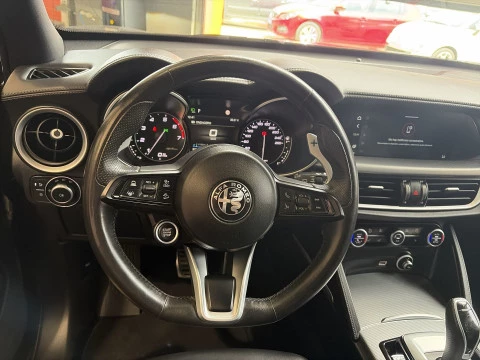Alfa Romeo Stelvio 2.0 Gasolina Veloce Q4 206 kW (280 CV)