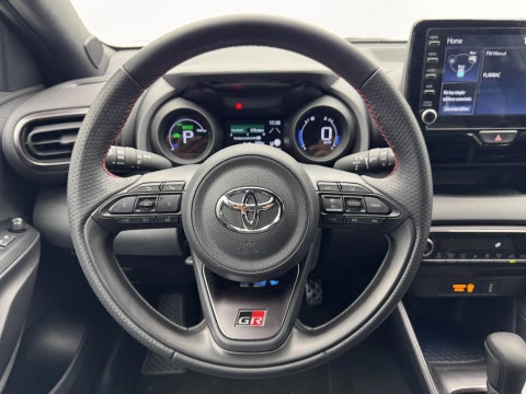 Toyota Yaris 1.5 120H GR Sport