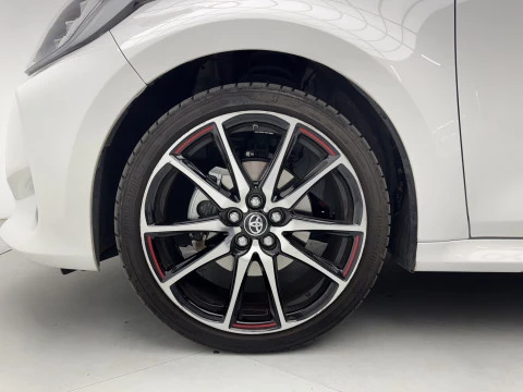 Toyota Yaris 1.5 120H GR Sport