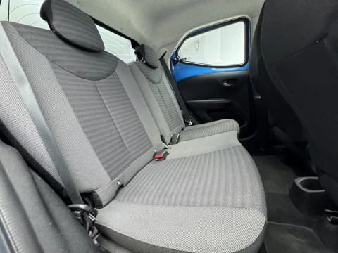 Toyota Aygo 1.0 70 x-play